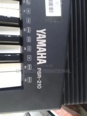 Uk Used Yamaha PSR-210 Keyboard – Clean Sound Portable