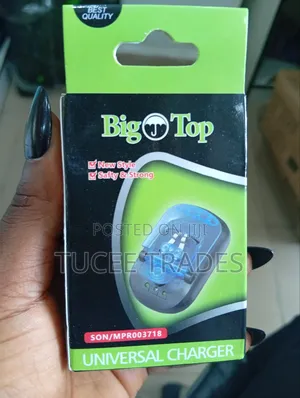 Big Top Universal Desktop Charger