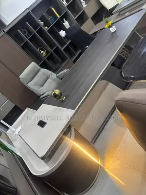 Super Executive Table
