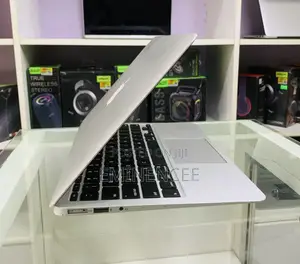 Laptop Apple MacBook Air 2015 4GB Intel Core i5 SSD 128GB