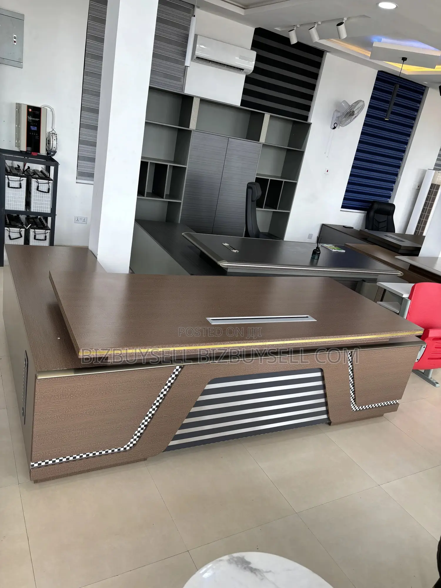 Executive Table 2.4meter With Extension