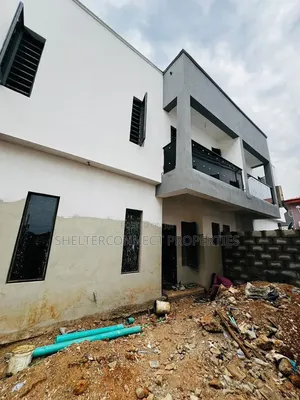 4bdrm Duplex in GRA Phase 1 for sale