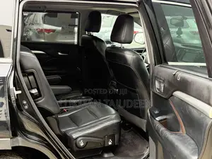 Toyota Highlander XLE 4dr SUV AWD (3.5L 6cyl 6A) 2015 Black