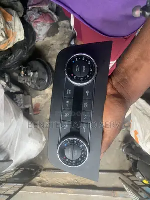 C 300 2013 a/C Control Switch