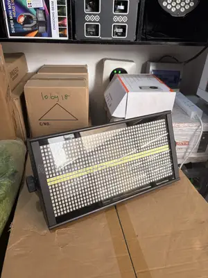 1000w 8+8 Strobe Light