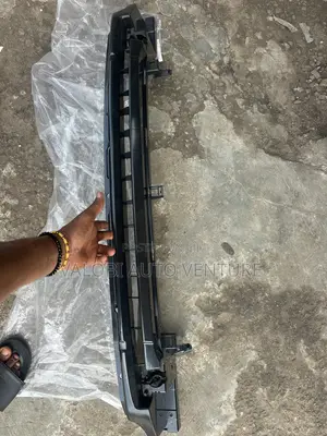 Bumper Hanger Range Rover Evoque 2015