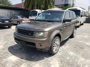 Land Rover Range Rover 2010 Gray