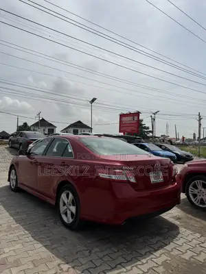 Toyota Camry SE 4dr Sedan (2.5L 4cyl 6AM) 2010 Red