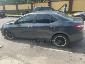 Toyota Corolla S 4dr Sedan (1.8L 4cyl CVT) 2015 Gray