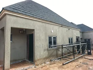 2bdrm Block of Flats in Mini Estate, Bwari / Bwari for rent