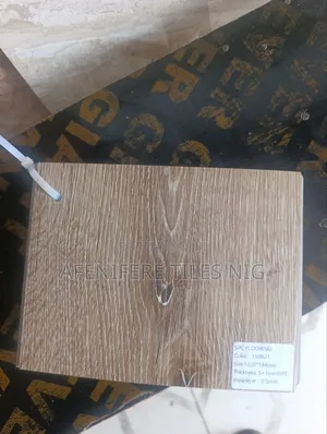 SPC Laminate Wooden Flooring