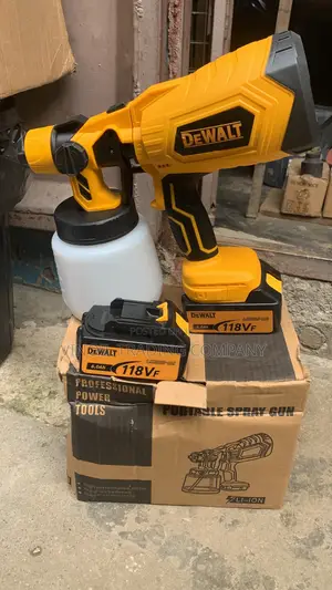 Dewalt Battery Plug and Spray Machine
