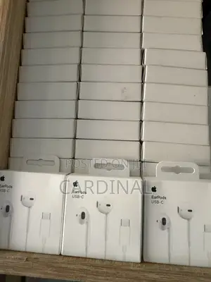 Type C - C Earpeice for iPhone15 - 17pro Max