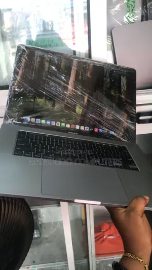 Laptop Apple MacBook Pro 2019 32GB Intel Core i9 SSD 1T