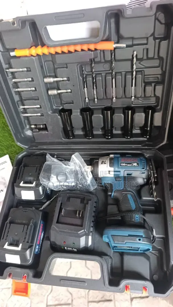 Bosch Cordless Impact Wrench Kit