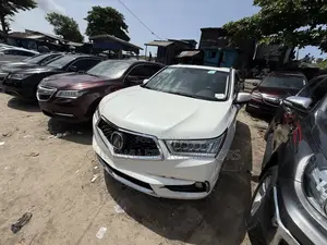 Acura MDX w/Advance & Ent. Pkgs SH-AWD 2018 White