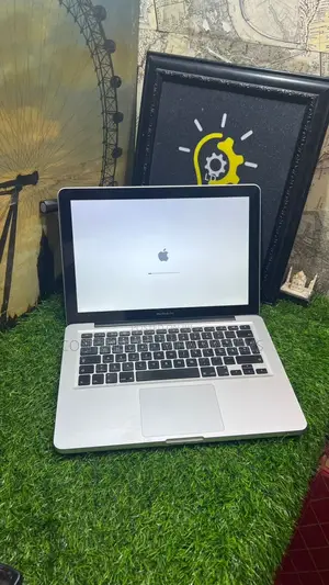 Laptop Apple MacBook Pro 2010 8GB Intel Core i5 HDD 500GB