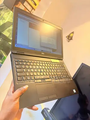 Laptop Dell Latitude 15 5580 8GB Intel Core i7 SSD 256GB