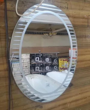 Design Oval Mirror (60 by 45cm)