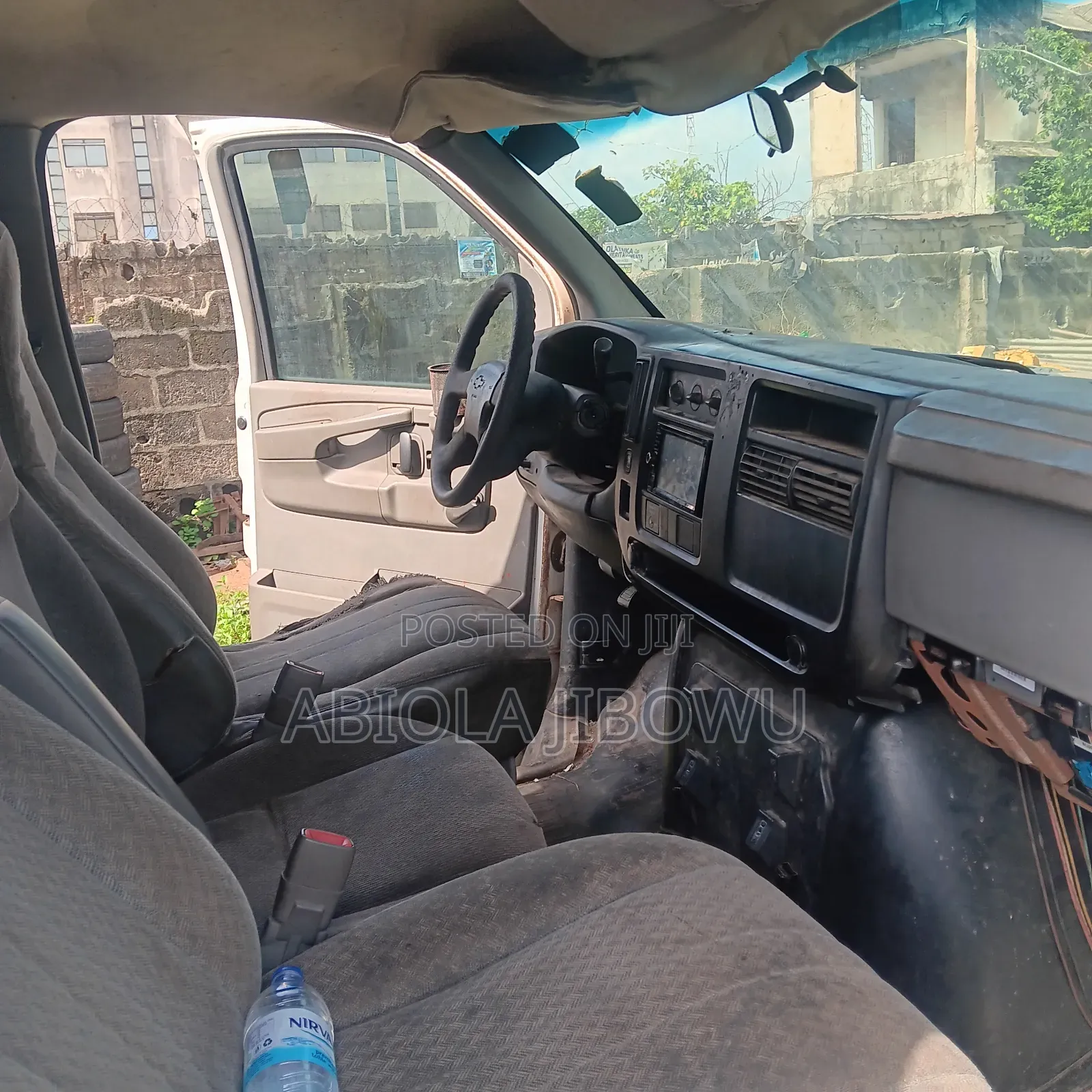 Chevrolet 3500 2006 White