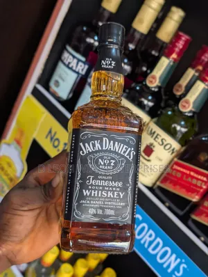 Jack Daniel's Whisky Cartoon by ( 12 Bottles )