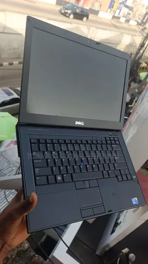 Laptop Dell Latitude E6410 4GB Intel Core i7 HDD 640GB
