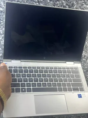 Laptop HP EliteBook 830 G8 32GB Intel Core i7 SSD 512GB