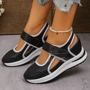 Ladies Sandals Sneakers