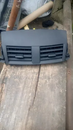 Factory Followcome Radio Chrome Toyota Corolla 2008 Model