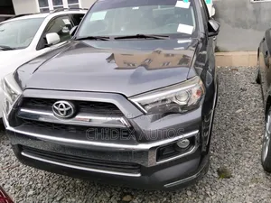 Toyota 4-Runner 2016 Gray
