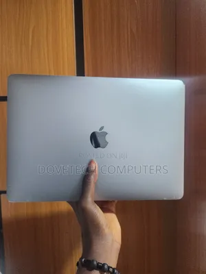 Laptop Apple MacBook Air 2020 M1 8GB Intel Core i5 SSD 256GB