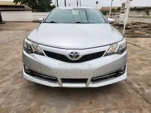 Toyota Camry 2012 Silver