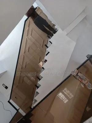 Tinted Glass Staircase/Balcony