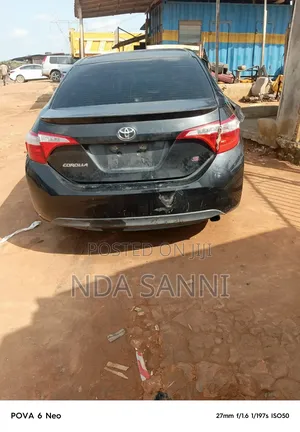 Toyota Corolla S 4dr Sedan (1.8L 4cyl CVT) 2015 Black