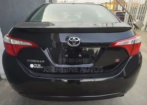 Toyota Corolla 2015 Black