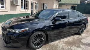 Toyota Avalon 2019 Black
