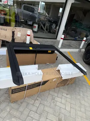 Brand New Retractable Roller Shutter Bed Cover for Toyota Hilux