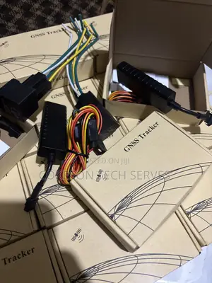 Smart GPS Tracker Device for Everyday Protection