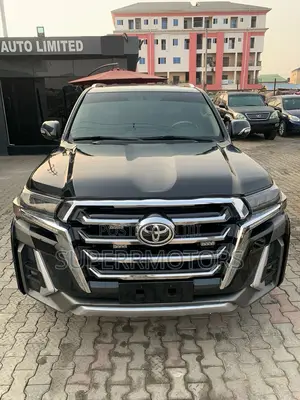 2020 Toyota Land Cruiser Lagos Rental