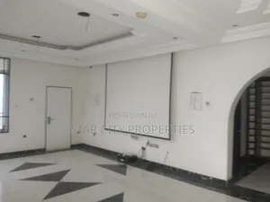 7bdrm Duplex in Ikeja Gra for rent