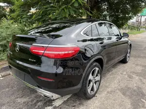 Mercedes-Benz GLC-Class 2017 Black