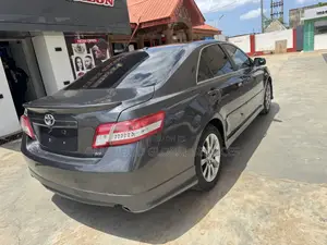 Toyota Camry 2010 Gray