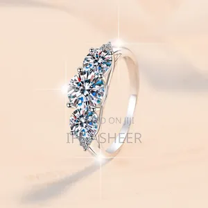 3 Stones Mossanite Diamond Ladies Engagement/Proposal Silver Ring