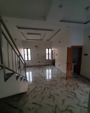4bdrm Duplex in Gbagada, Medina for rent