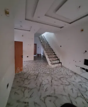 4bdrm Duplex in Gbagada, Medina for rent