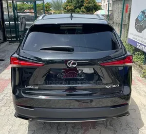Lexus NX 300 FWD 2019 Black