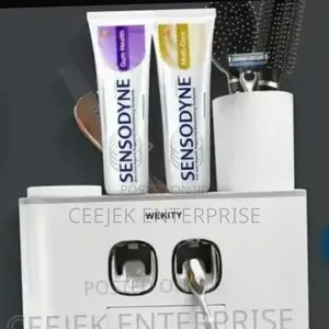 Tooth Brush Dispenser