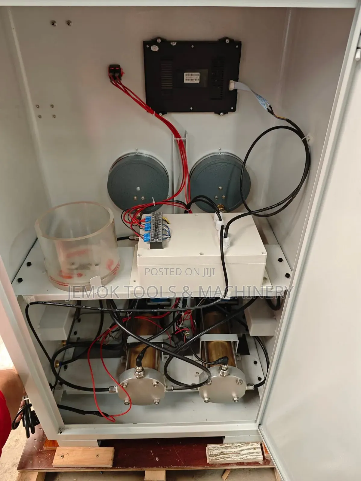 Triaxial Testing Machine