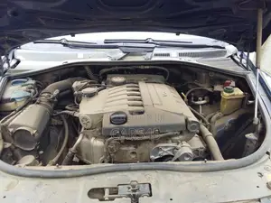 Volkswagen Touareg 2006 Blue