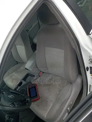 Toyota Camry 2016 White